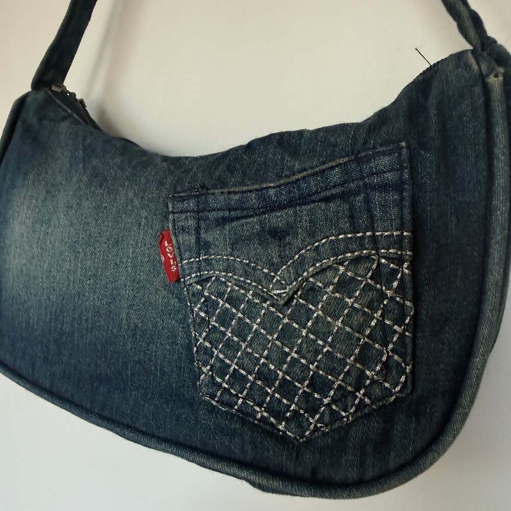 Y2K Levi’s Denim Mini Shoulder Bag Baguette Dark Wash Zip Purse 2000s
